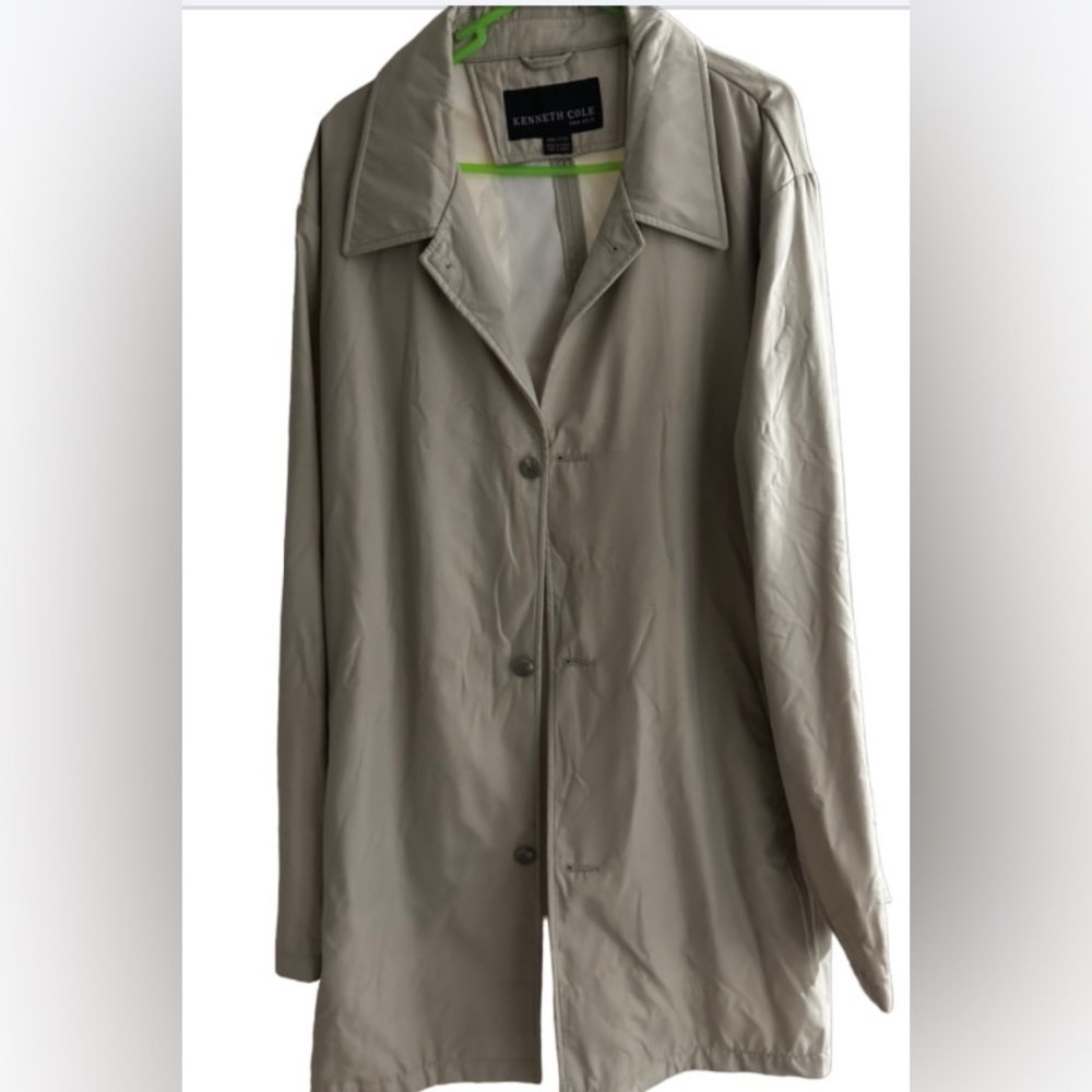 Kenneth Cole long coat. Used but in good shape.